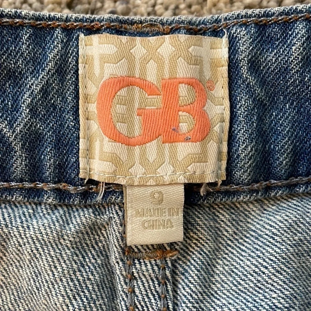⭐️ 3 for 20! Gianni bini shorts distressed size 9